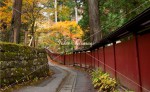 二荒山神社　朱色の塀